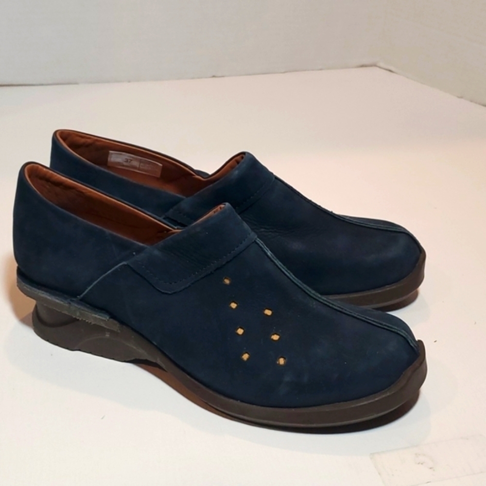 Sergio Tomani Limited Blue Leather Slip-ons Sz 37, 6-6.5